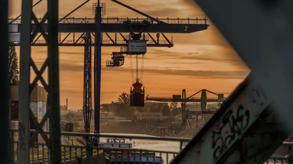 Deutschland Jobabbau Krise: Firmen streichen Jobs! Deutschland Jobabbau Krise: Firmen streichen Jobs!